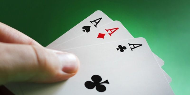 Game bài cào 3 lá được chơi bằng bộ bài Tây 52 lá